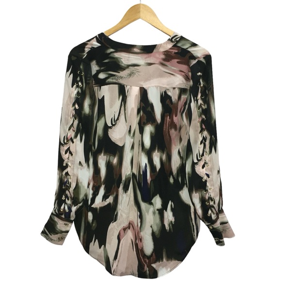 Jennifer Lopez  Multicolor Water Color Laced Sleeves Hi Lo Top - Women’s Small - Picture 8 of 16